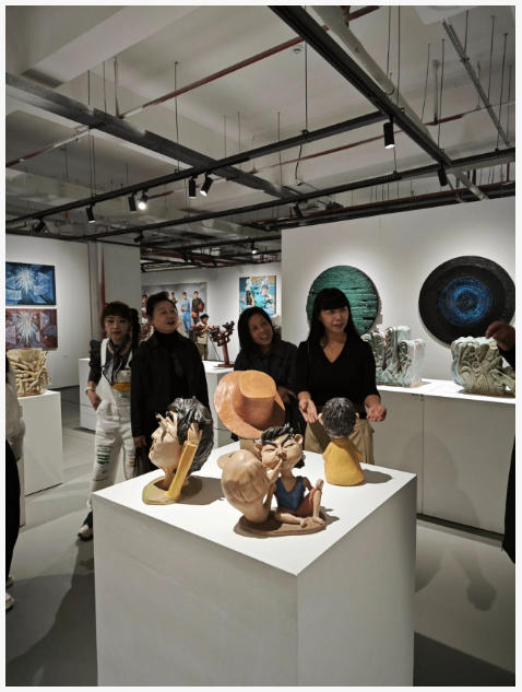 市城投集團(tuán)組織開展重陽節(jié)慰問活動